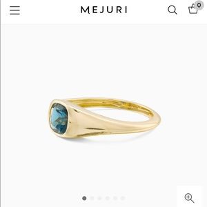 Mejuri Boss Signet Ring London Blue Topaz